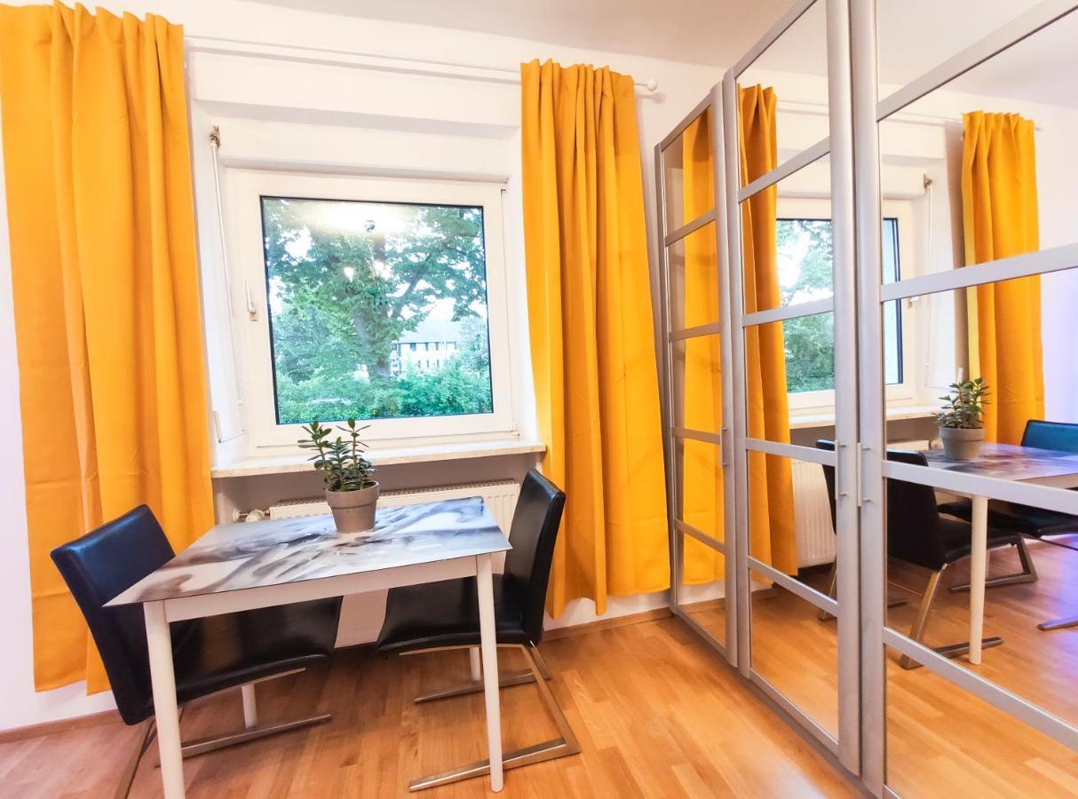Accommodatie bij particulieren Modernes Am Park Mit Garten, Huehner & Enten *